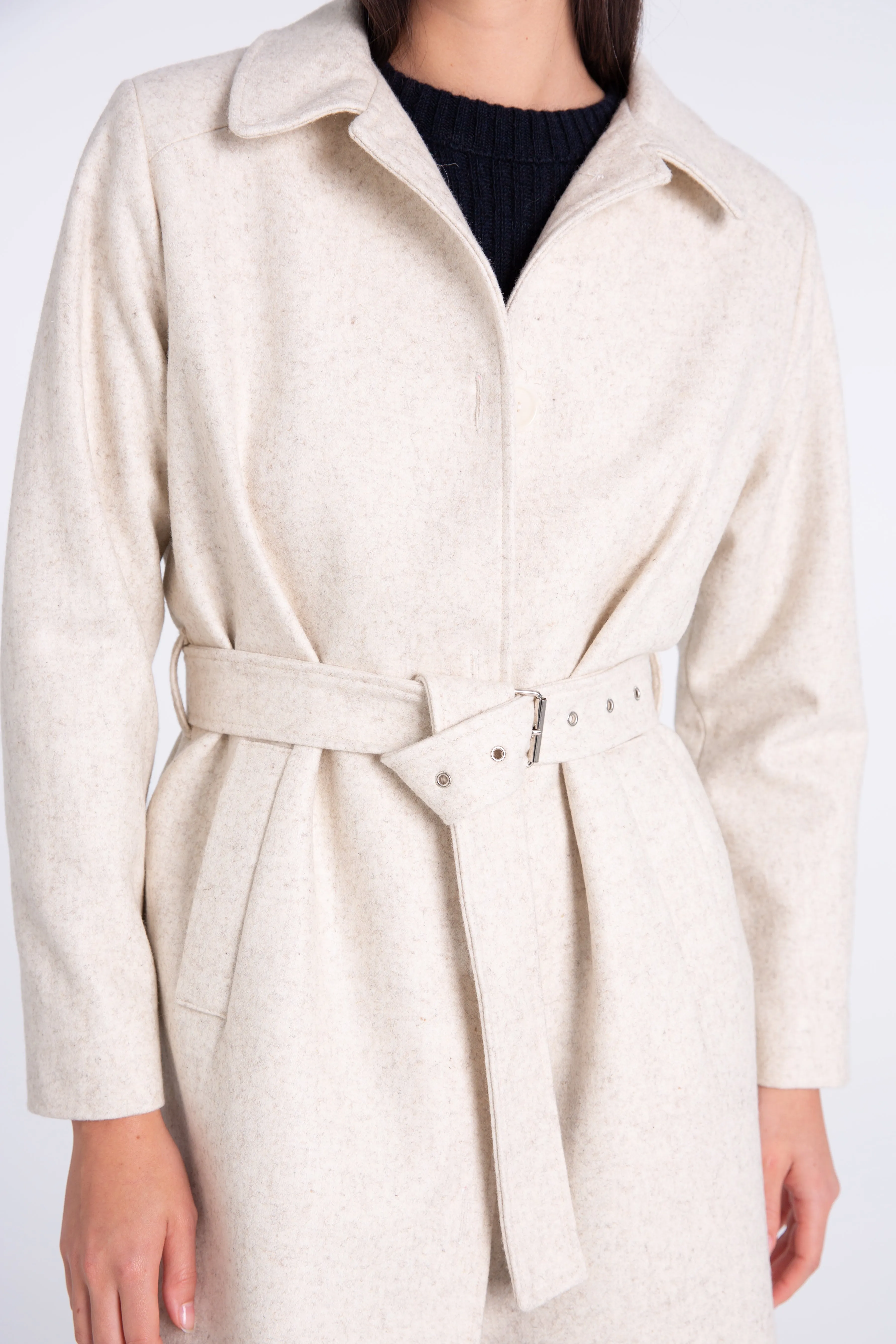 Halle Coat Oyster