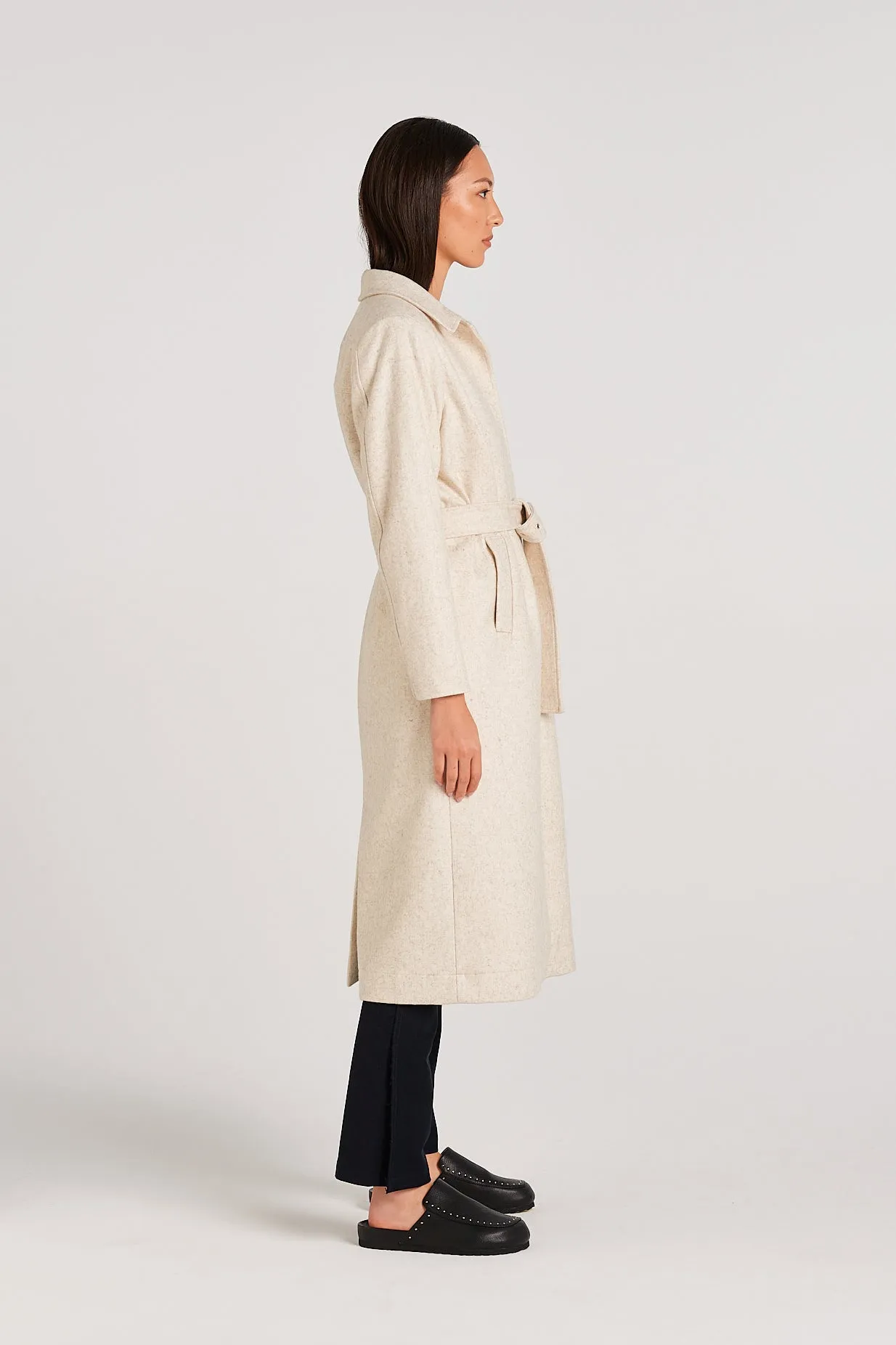 Halle Coat Oyster