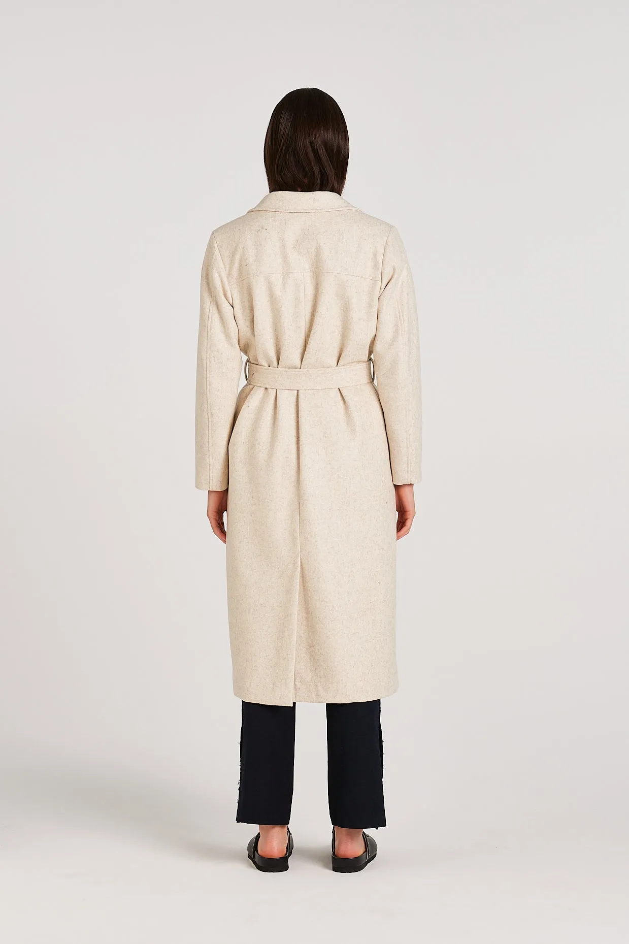 Halle Coat Oyster