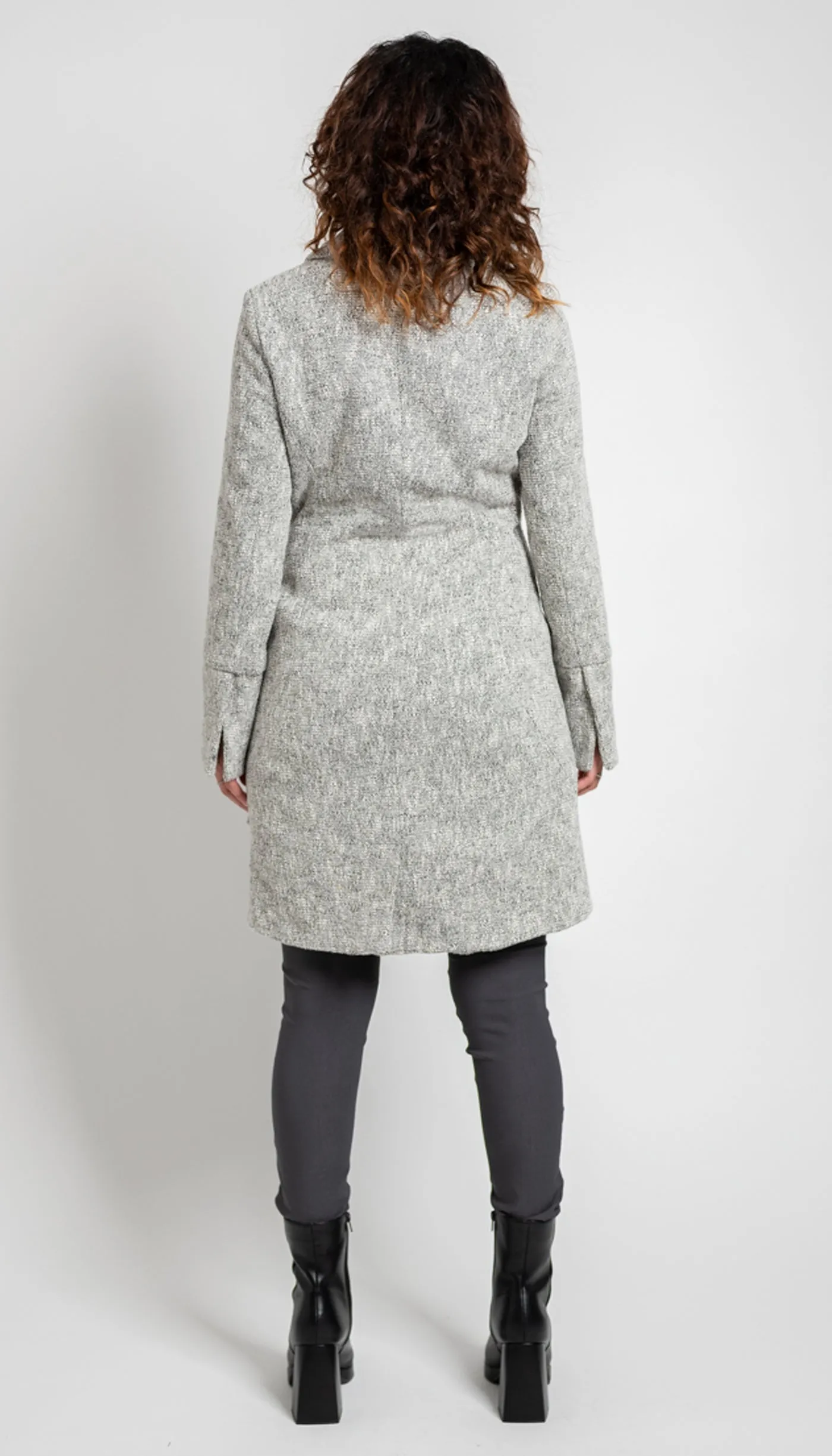 Swerve Coat - Discover the Best Cloud Texture Coat with Cotton and Wool for a Unique Novelty Look.