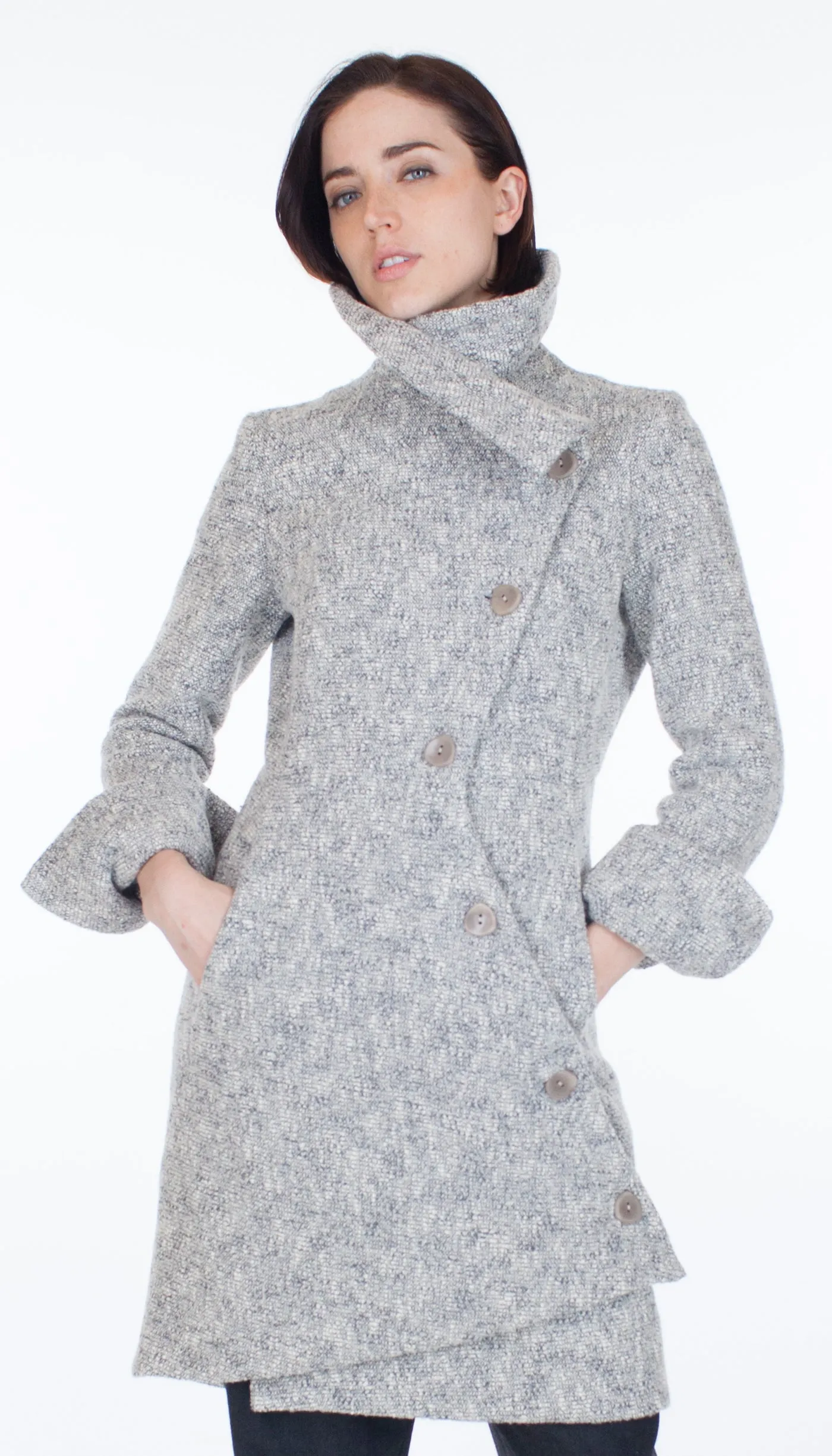 Swerve Coat - Discover the Best Cloud Texture Coat with Cotton and Wool for a Unique Novelty Look.