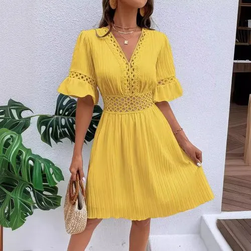 Women's Regular Dress Elegant Streetwear V Neck Lace Half Sleeve Solid Color Knee-Length Holiday Daily